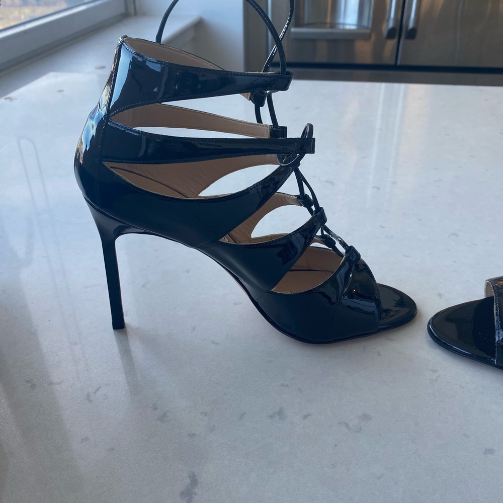 Manolo Blahnik Patent Leather Strappy Sandal Size 8 / 38 - Picture 3 of 12